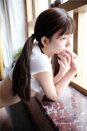 微博萌妹子福利姬 Girl with pretty body [48P]